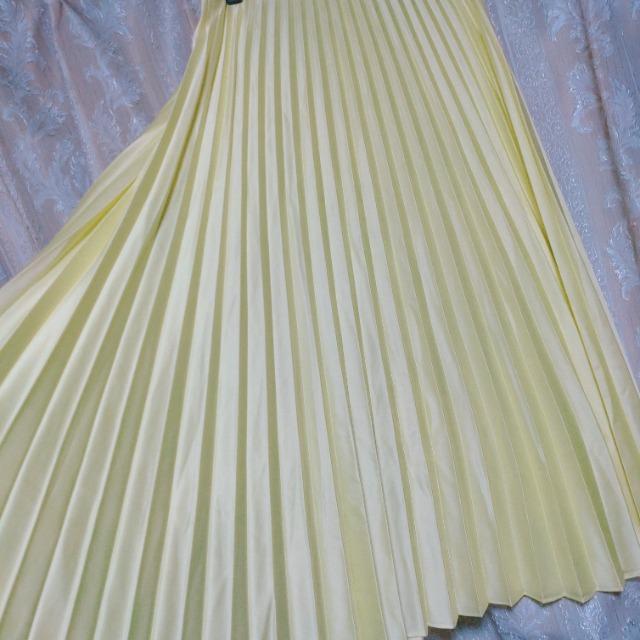 �T�e���v���[�c�X�J�[�g