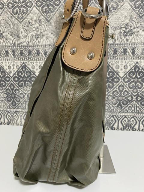 【中古】TODS トッズ トートバッグ ショルダー 肩掛け レディース カーキ < ブランド  【中古】TODS トッズ トートバッグ ショルダー 肩掛け レディース カーキ < ブランドの