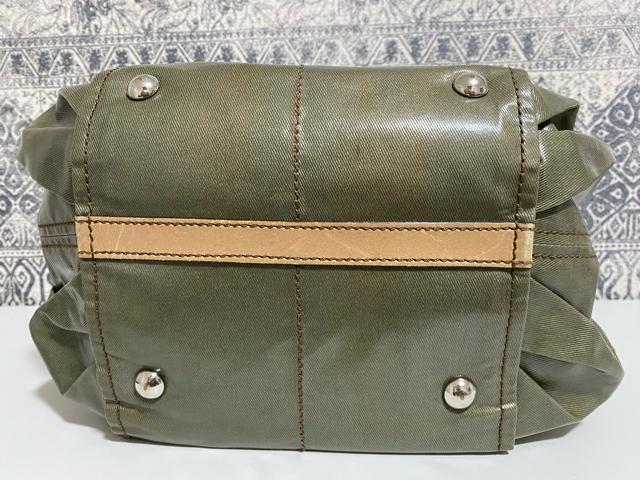 【中古】TODS トッズ トートバッグ ショルダー 肩掛け レディース カーキ < ブランド  【中古】TODS トッズ トートバッグ ショルダー 肩掛け レディース カーキ < ブランドの