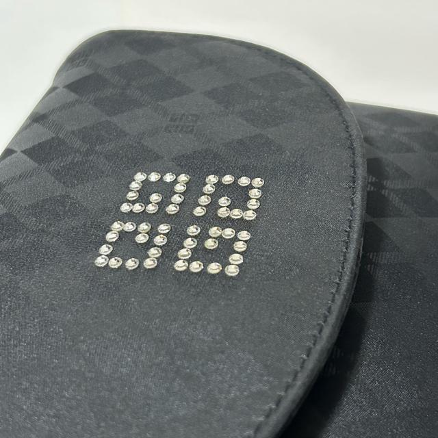 gpi GIVENCHY WoVB A[KC |[` CN|[` σ|[` iC  uh 