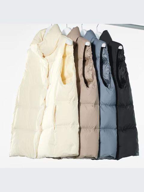 ユニクロ パウダーソフトダウンベスト オフホワイト M < ブランド  ユニクロ パウダーソフトダウンベスト オフホワイト M < ブランドの