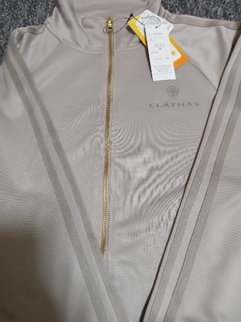 新品 CLATHAS クレイサス ジャージ くすみベージュ M < 女性ファッション 新品 CLATHAS クレイサス ジャージ くすみベージュ M < 女性ファッションの