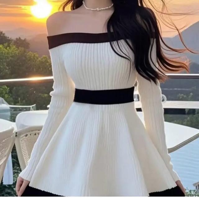 新品未使用/オフショルダーワンピース < 女性ファッション 新品未使用/オフショルダーワンピース < 女性ファッションの