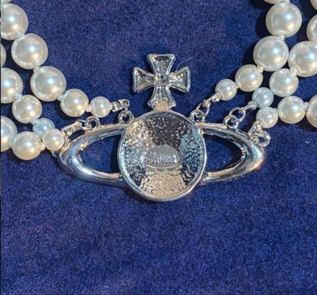 Vivienne Westwood パールチョーカー シルバー オーブ < ブランド Vivienne Westwood パールチョーカー シルバー オーブ < ブランドの