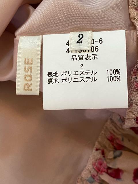 レストローズ☆モスピンク小バラ柄☆可愛い3段フリルスカート☆ < ブランド  レストローズ☆モスピンク小バラ柄☆可愛い3段フリルスカート☆ < ブランドの