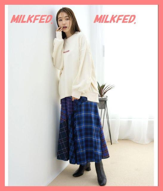 ☆ミルクフェド☆美品♪完売バックロゴオーバーサイズロゴスウェット白☆ < ブランド  ☆ミルクフェド☆美品♪完売バックロゴオーバーサイズロゴスウェット白☆ < ブランドの