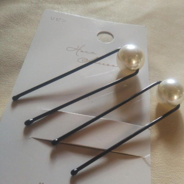 未使用新品 パールUピン2本セット ヘアアクセ ヘアピン 送料無料即決 < 女性アクセサリー/時計 未使用新品 パールUピン2本セット ヘアアクセ ヘアピン 送料無料即決 < 女性アクセサリー/時計の