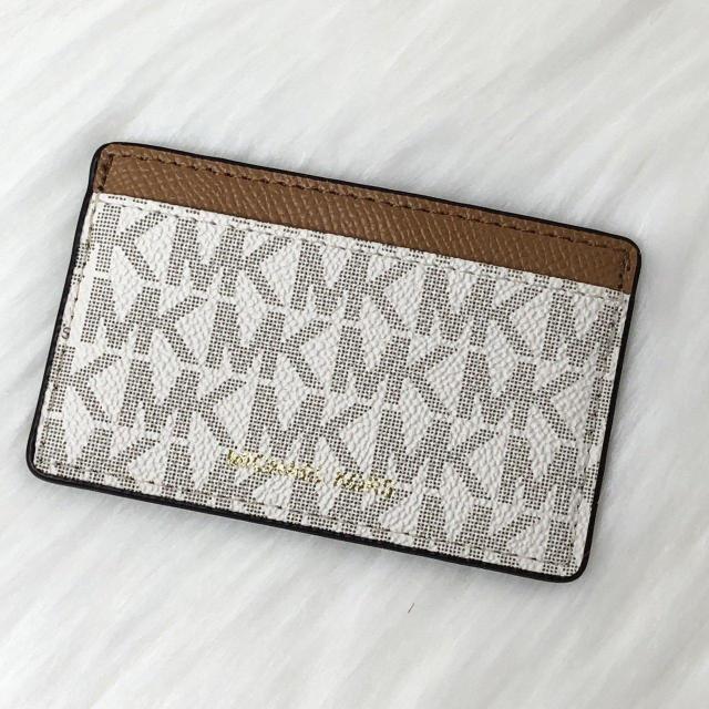 �y���g�p���zMICHAEL KORS �}�C�P���R�[�X �J�[�h�P�[�X �p�X�P�[�X ������� MK�V�O�l�`���[  �� �u�����h�� 