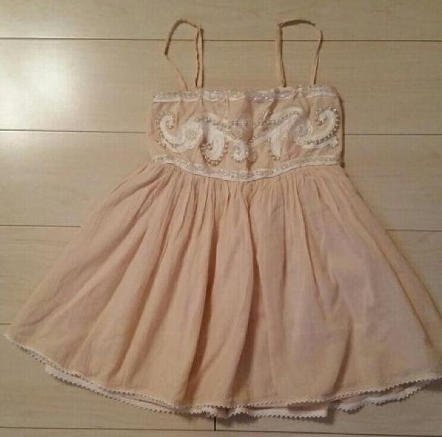 ●LagunaMoon●ピンクベージュ 刺繍チュニック/FreeSize < ブランド  ●LagunaMoon●ピンクベージュ 刺繍チュニック/FreeSize  < ブランドの