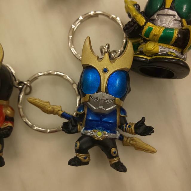 仮面ライダークウガ キーホルダーセット < ホビー 仮面ライダークウガ キーホルダーセット < ホビーの