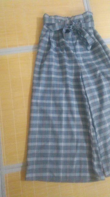 []sizeM/Chpc//  t@bV 