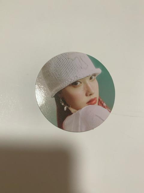 STAYC �����@�����J�[�h�@WE NEED LOVE  �� CD/DVD/�r�f�I�� 