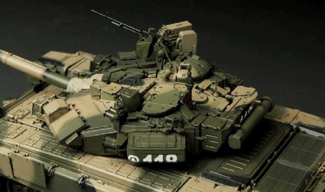 モンモデル 1/35 ロシア軍 ロシア主力戦車 T-90A プラモデル < ホビー  モンモデル 1/35 ロシア軍 ロシア主力戦車 T-90A プラモデル < ホビーの