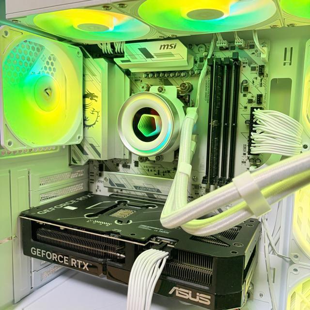 �y�������ȊO�V�i�z�Q�[�~���OPC Ryzen7 7800X3D RTX5070 SSD1TB ������32GB 850W �� PC�{��/���Ӌ@��� 