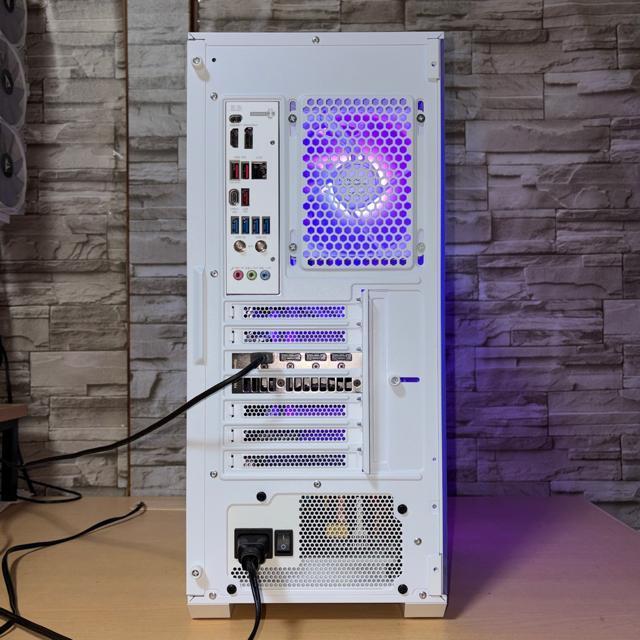 �y�������ȊO�V�i�z�Q�[�~���OPC Ryzen7 7800X3D RTX5070 SSD1TB ������32GB 850W �� PC�{��/���Ӌ@��� 