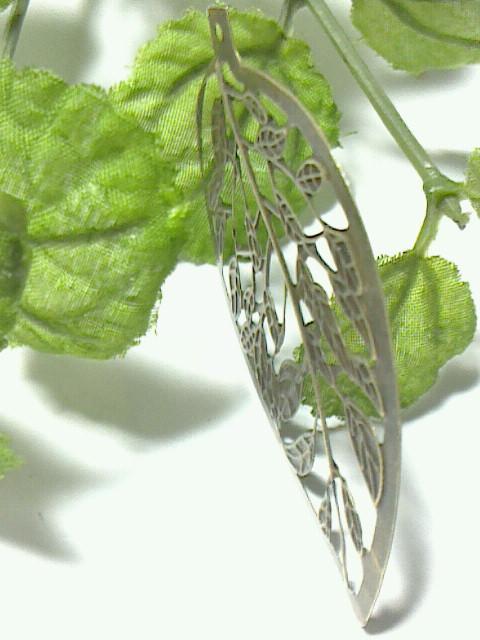 大きな<リーフ>アンティーク葉っぱチャーム(葉っぱ・2枚)アンティークゴールド < ペット/手芸/園芸  大きな<リーフ>アンティーク葉っぱチャーム(葉っぱ・2枚)アンティークゴールド < ペット/手芸/園芸の