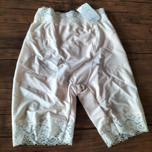 新品 骨盤矯正 ハイウエストのガードル ベージュ < 女性ファッション 新品 骨盤矯正 ハイウエストのガードル ベージュ < 女性ファッションの