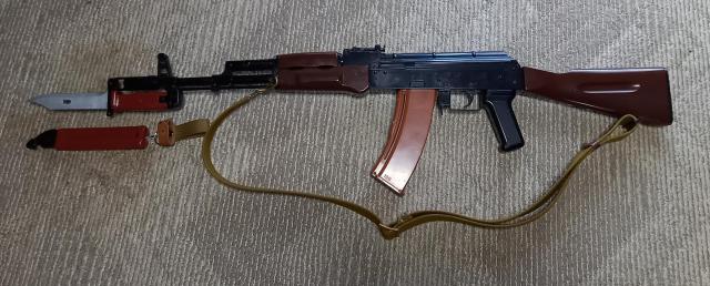 AKM/AK74@Ppolbg  zr[ 