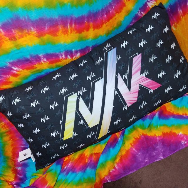 NIK□ニック□ロングクッション□ロング枕□ < タレントグッズ  NIK□ニック□ロングクッション□ロング枕□ < タレントグッズの
