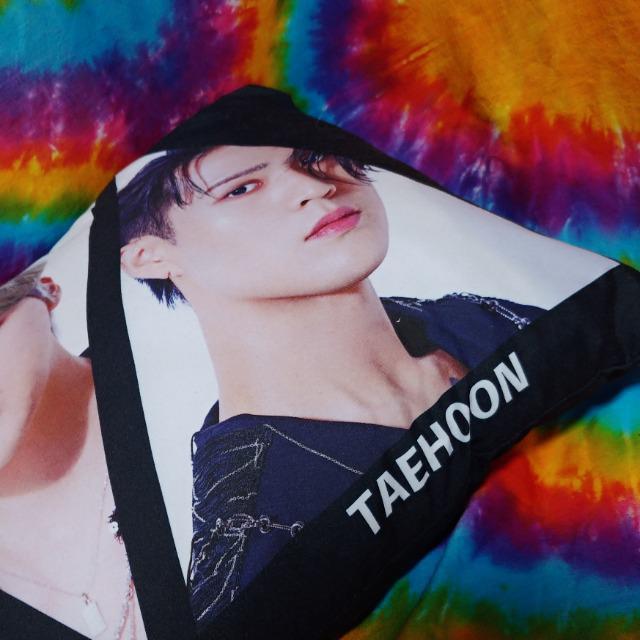 NIK□ニック□ロングクッション□ロング枕□ < タレントグッズ  NIK□ニック□ロングクッション□ロング枕□ < タレントグッズの