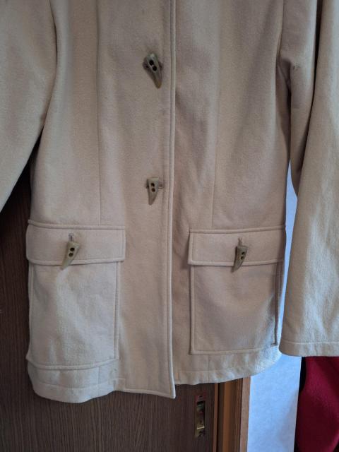 クリーム色コート < 女性ファッション クリーム色コート < 女性ファッションの