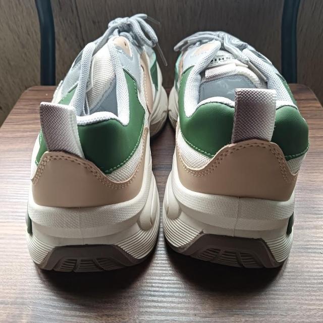 新品 26cm 男女兼用 スニーカー グレー シューズ 靴 メンズ カジュアル < 男性ファッション  新品 26cm 男女兼用 スニーカー グレー シューズ 靴 メンズ カジュアル < 男性ファッションの