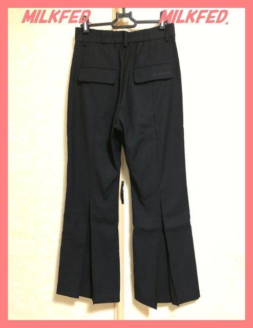 ☆ミルクフェド☆超美品足長美脚♪バックプリーツセンタープレスフレアパンツM < ブランド ☆ミルクフェド☆超美品足長美脚♪バックプリーツセンタープレスフレアパンツM < ブランドの