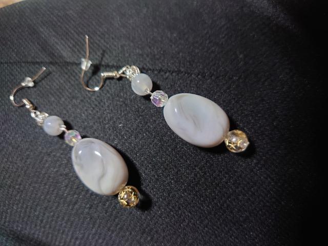 ハンドメイド★ピアス。シルバー。黒白マーブル。 < 女性ファッション  ハンドメイド★ピアス。シルバー。黒白マーブル。  < 女性ファッションの
