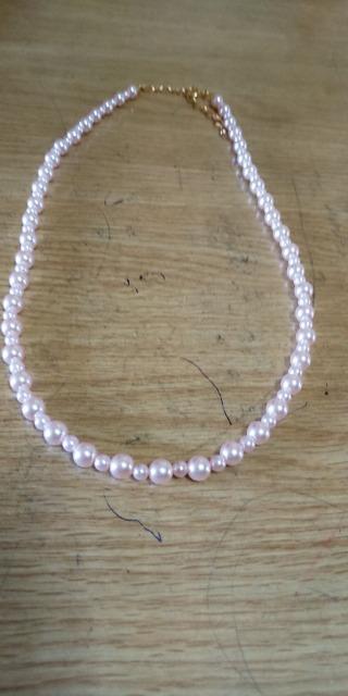 薄いピンクパールネックレス < 女性アクセサリー/時計 薄いピンクパールネックレス < 女性アクセサリー/時計の