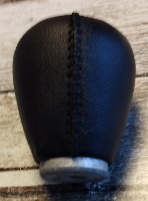 ▼当時物▼希少!激レア!▼サファリ▼本革▼シフトノブ▼約*6ミリ▼中古▼旧車昭和レトロ < 自動車/バイク ▼当時物▼希少!激レア!▼サファリ▼本革▼シフトノブ▼約*6ミリ▼中古▼旧車昭和レトロ < 自動車/バイク