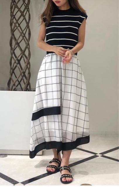 GRACECONTINENTALDiagram切替フレアニットワンピースグレースコンチネンタルダイアグラムボーダーフレンチスリーブ < ブランド GRACECONTINENTALDiagram切替フレアニットワンピースグレースコンチネンタルダイアグラムボーダーフレンチスリーブ < ブランドの