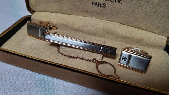 正規即決 ギラロッシュ ゴールド×シルバーカフス ネクタイピン SET カフリンクス タイピン < 男性ファッション  正規即決 ギラロッシュ ゴールド×シルバーカフス ネクタイピン SET カフリンクス タイピン < 男性ファッションの