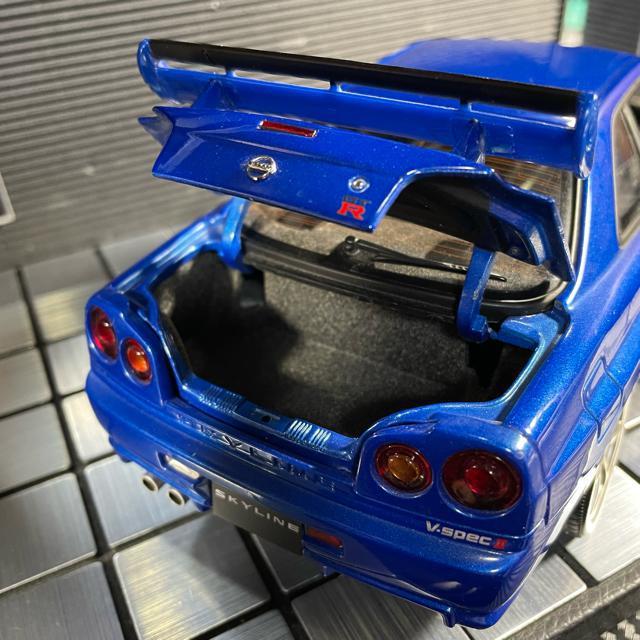 オートアート 1/18 ニッサン スカイライン R34 ブルー < ホビー  オートアート 1/18 ニッサン スカイライン R34 ブルー < ホビーの