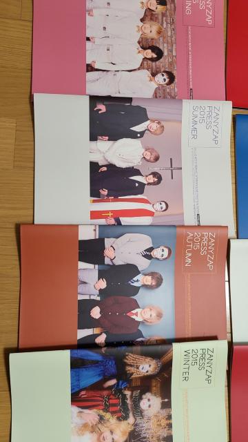 美品 ゴールデンボンバー会報2013〜2015の10冊&特典DVD2枚 < タレントグッズ 美品 ゴールデンボンバー会報2013〜2015の10冊&特典DVD2枚 < タレントグッズの