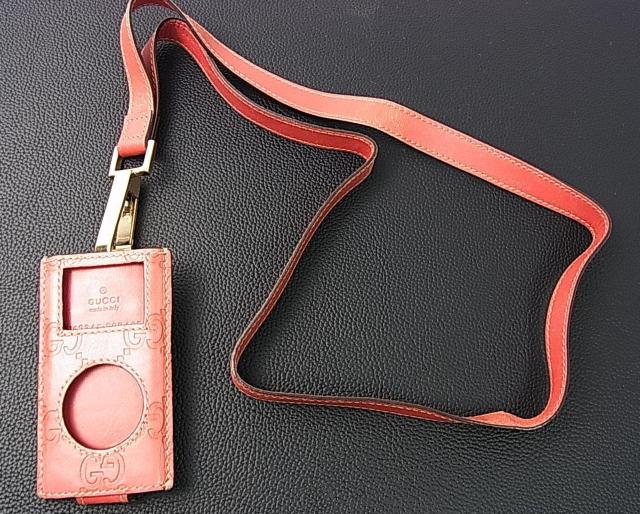 KiGUCCI@Ob`@ iPodP[X USED@lbNXgbv@p[vsNn