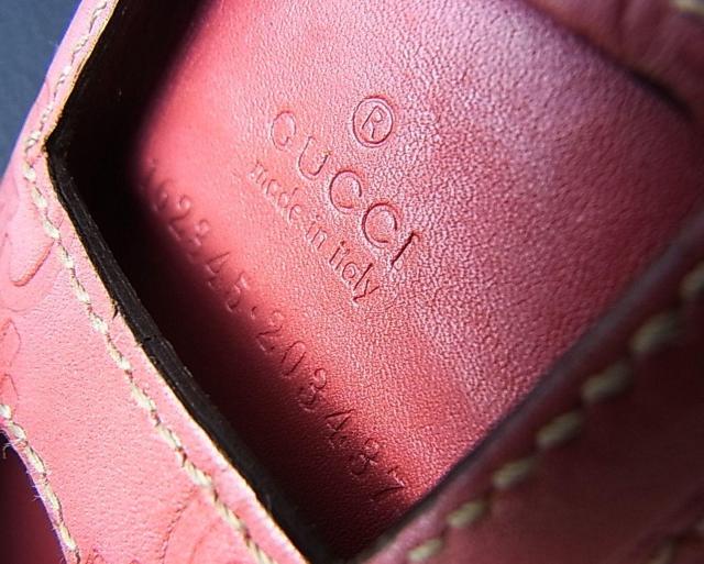 KiGUCCI@Ob`@ iPodP[X USED@lbNXgbv@p[vsNn