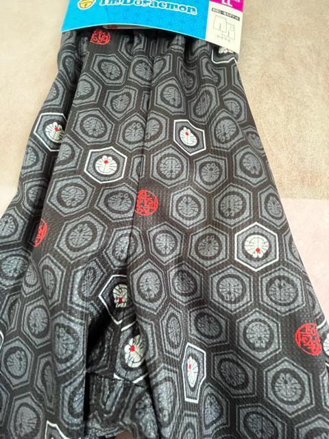 LLサイズ!高貴紳士的!和風!ドラえもん!柄!サラッと着心地!後一つポケット付き!前閉じ!ひざ下丈!ステテコ! < 男性ファッション  LLサイズ!高貴紳士的!和風!ドラえもん!柄!サラッと着心地!後一つポケット付き!前閉じ!ひざ下丈!ステテコ! < 男性ファッションの