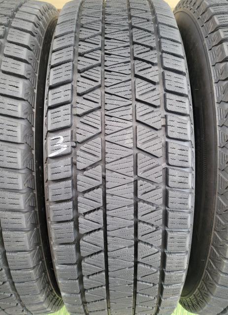 バリ溝 スタッドレス タイヤ 16インチブリヂストン BLIZZAK DM-V3 215/70R16 100Q タイヤのみ4本 < 自動車/バイク バリ溝 スタッドレス タイヤ 16インチブリヂストン BLIZZAK DM-V3 215/70R16 100Q タイヤのみ4本 < 自動車/バイク