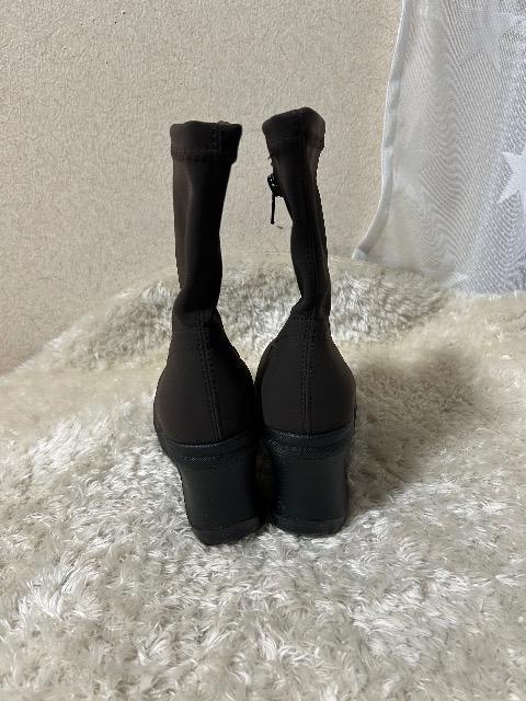 新品タグ付きRUCO LINE★イタリア発ストレッチショートブーツ < 女性ファッション 新品タグ付きRUCO LINE★イタリア発ストレッチショートブーツ < 女性ファッションの