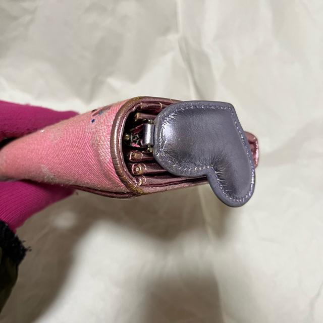 【Think Bee! / シンクビー】 二つ折り フラップ 長財布 ピンク系 < ブランド 【Think Bee! / シンクビー】 二つ折り フラップ 長財布 ピンク系 < ブランドの