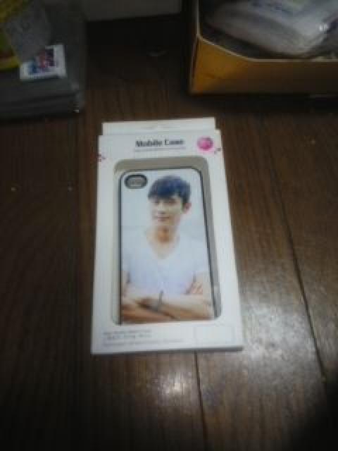 イ・ビョンホン写真入り携帯iフォン4sケース < タレントグッズ イ・ビョンホン写真入り携帯iフォン4sケース < タレントグッズの