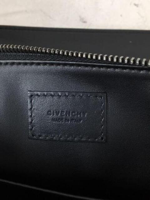 ☆GIVENCHY ジバンシィ ジバンシー ビッグロゴ ロゴ プリント クラッチバッグ セカンドバッグ レザー < ブランド ☆GIVENCHY ジバンシィ ジバンシー ビッグロゴ ロゴ プリント クラッチバッグ セカンドバッグ レザー < ブランドの