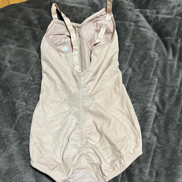 ☆☆☆タンス整理品 衣類 おまとめOK ホームクリーニング済み ボディスーツ ブラウン B75M < 女性ファッション  ☆☆☆タンス整理品 衣類 おまとめOK ホームクリーニング済み ボディスーツ ブラウン B75M < 女性ファッションの