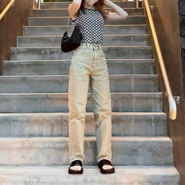 ◆moussy/マウジー◆PLAIN JEANS COLOR STRAIGHT★ベージュ23*秋コーデ♪美品 < ブランド  ◆moussy/マウジー◆PLAIN JEANS COLOR STRAIGHT★ベージュ23*秋コーデ♪美品  < ブランドの