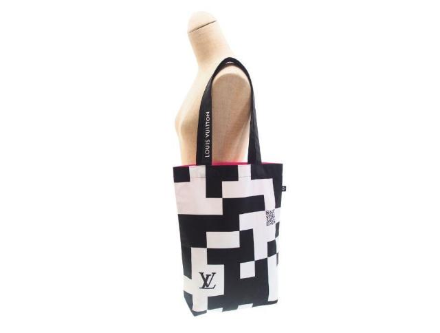 CBg mxeB #SEELV g[gobO TOKYO 2022 ʃfUC LOUIS VUITTONyKiz  uh 