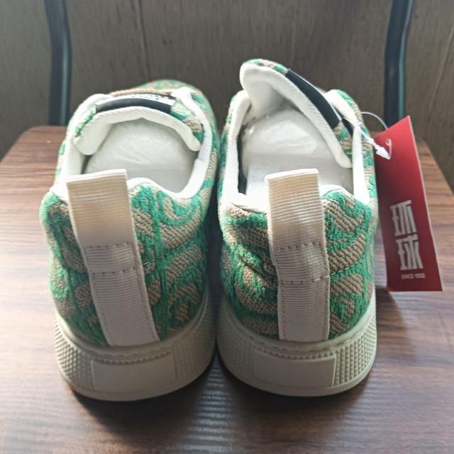 新品 24.5cm レディース スニーカー シューズ グリーン 靴 男女兼用 < 女性ファッション  新品 24.5cm レディース スニーカー シューズ グリーン 靴 男女兼用 < 女性ファッションの
