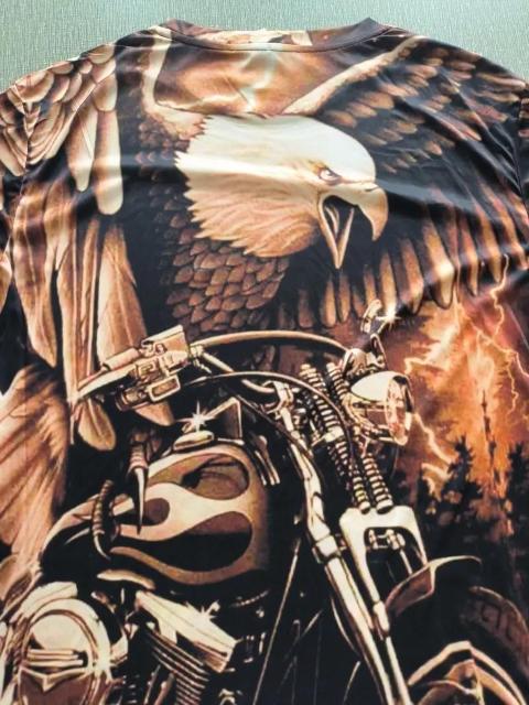 超お買い得790円★メンズTシャツ、3Dホワイトイーグル&モーターサイクルプリント、半袖 USAサイズM(日本サイズXL相当) < 男性ファッション  超お買い得790円★メンズTシャツ、3Dホワイトイーグル&モーターサイクルプリント、半袖 USAサイズM(日本サイズXL相当) < 男性ファッションの