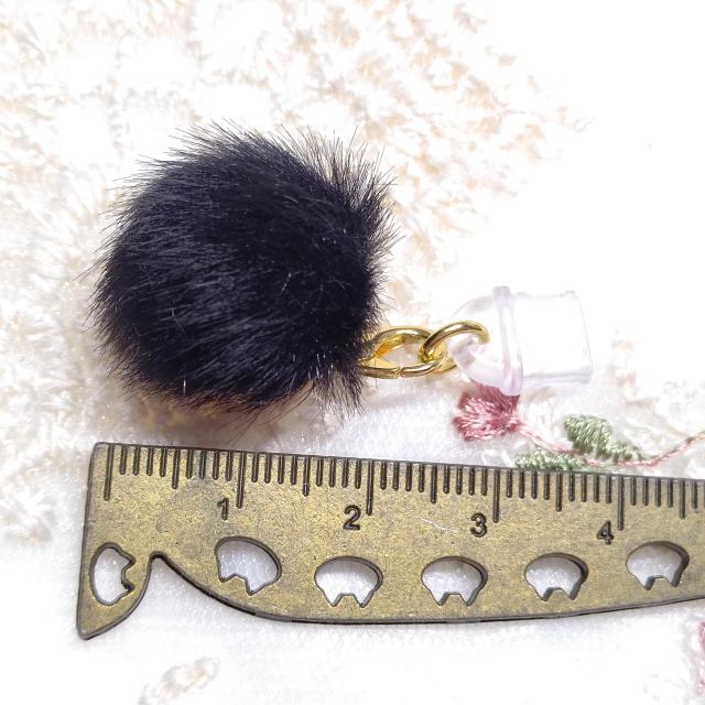 ハンドメイド☆コネクターキャップ☆type-c専用☆フェイクファー☆黒 < 女性ファッション ハンドメイド☆コネクターキャップ☆type-c専用☆フェイクファー☆黒 < 女性ファッションの