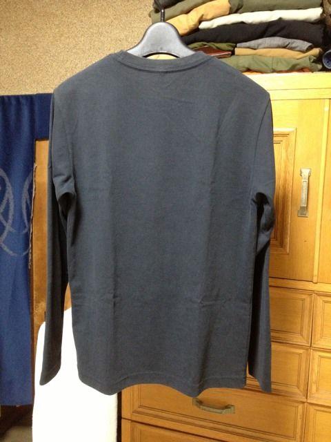 ユニクロ プリント 長袖Tシャツ ロンT Sサイズ 黒+白 車 アメリカ ロック カットソー ユーズド < ブランド  ユニクロ プリント 長袖Tシャツ ロンT Sサイズ 黒+白 車 アメリカ ロック カットソー ユーズド < ブランドの