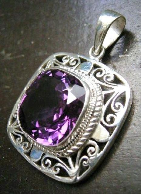 silver925*VZ`bNTt@CAy_ggbv@4a  ANZT[/v 